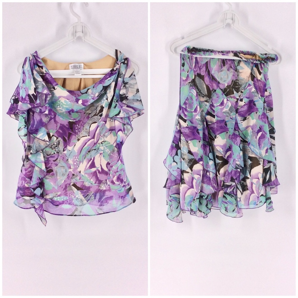 ⬇️$65 Bobbie Bee Embellished Flowy Floral …